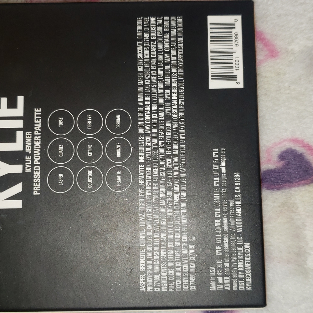 Kylie Jenner Palette - Picture 6 of 6